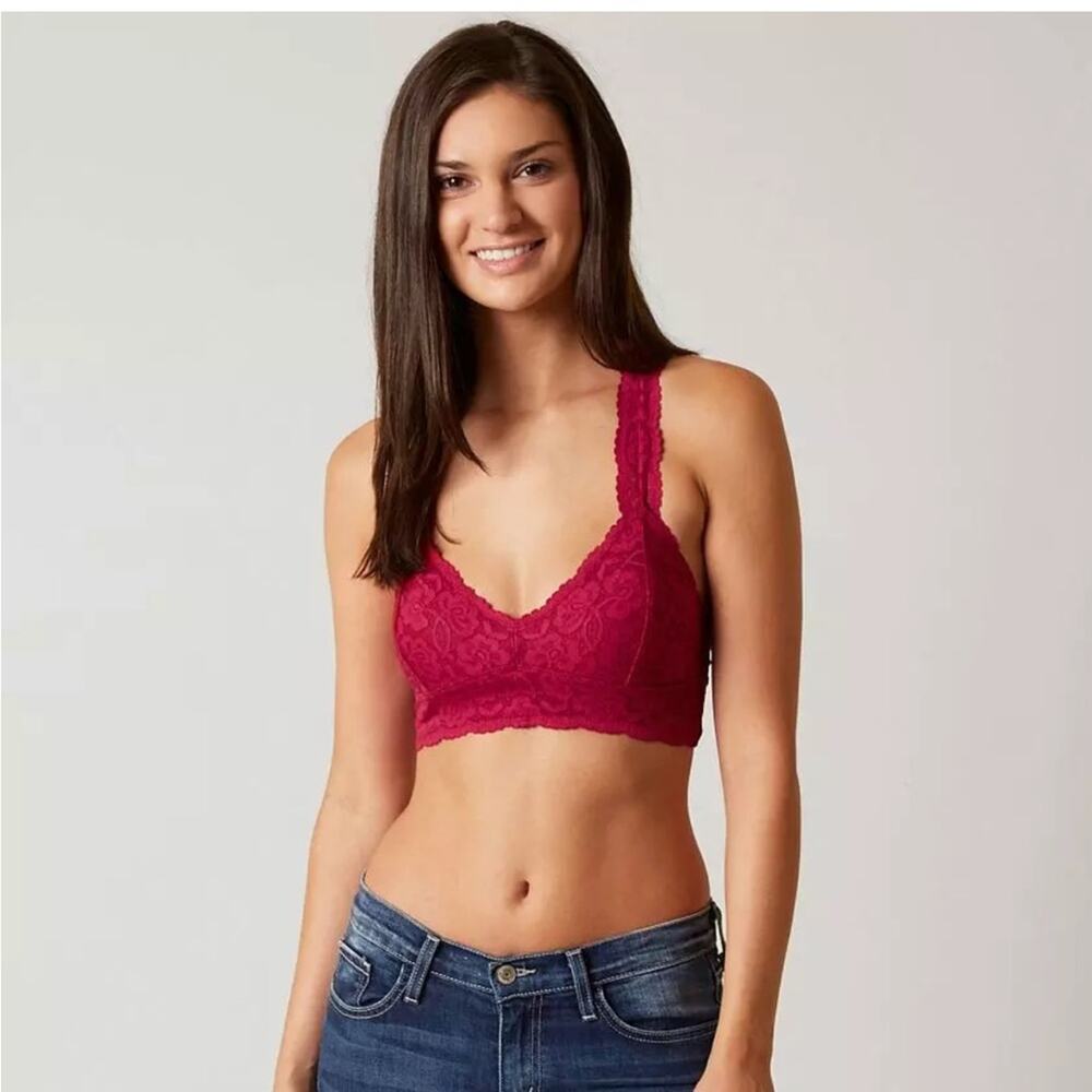 No Boundaries Elegant Lace Bralette - Red